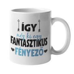 Így néz ki egy fantasztikus fényező bögre